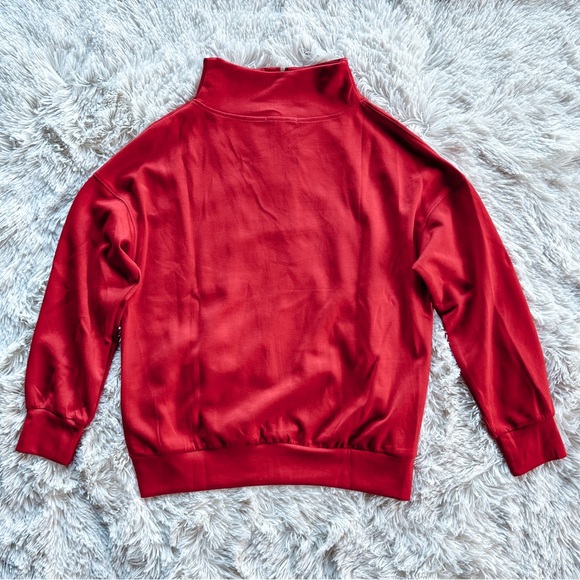 Two-Piece Set - Picture 4 of 7